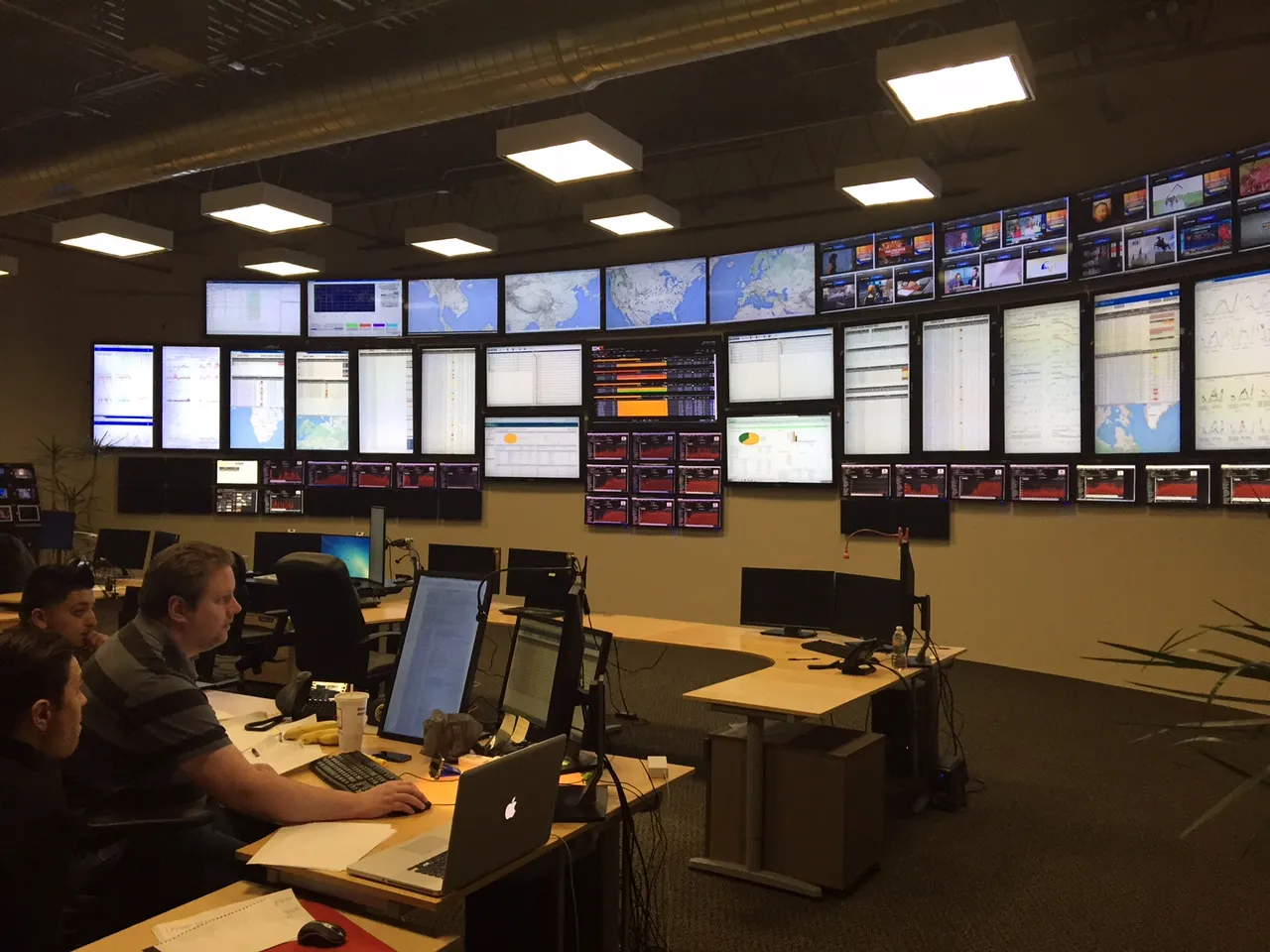 GEE unveils new Network Operations Center in Chicago (1)